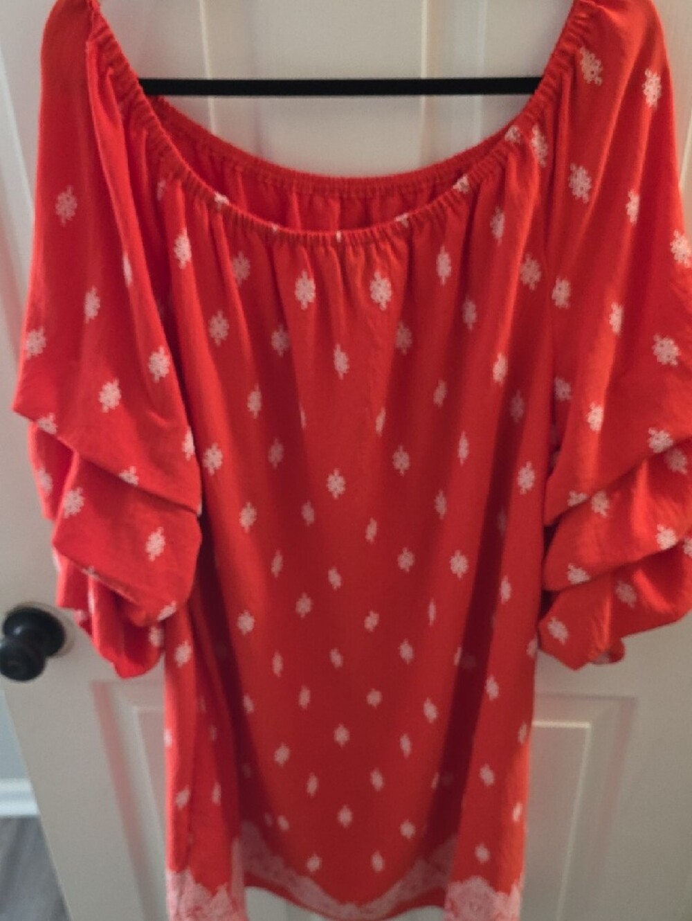Women’s Red Off-Shoulder Tiered Sleeve Tunic Top - Picture 3 of 3